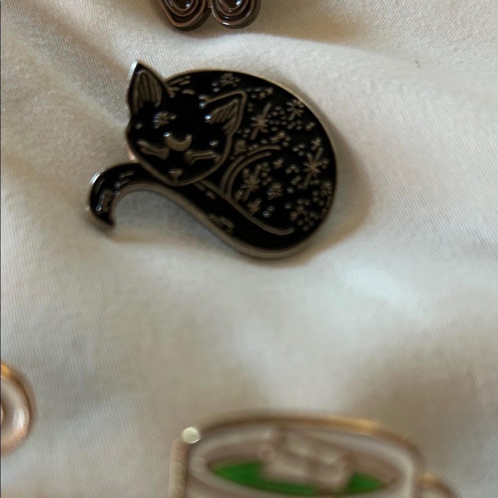 Assorted Enamel Pins - Picture 3 of 7